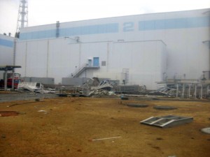 福島第１原発２号機海側の様子=2012年9月11日撮影（東京電力提供